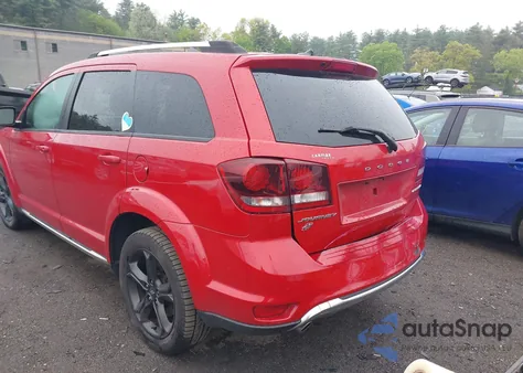 2018 Dodge Journey Crossroad Awd z USA, uszkodzony, nr VIN 3C4PDDGG0JT387859